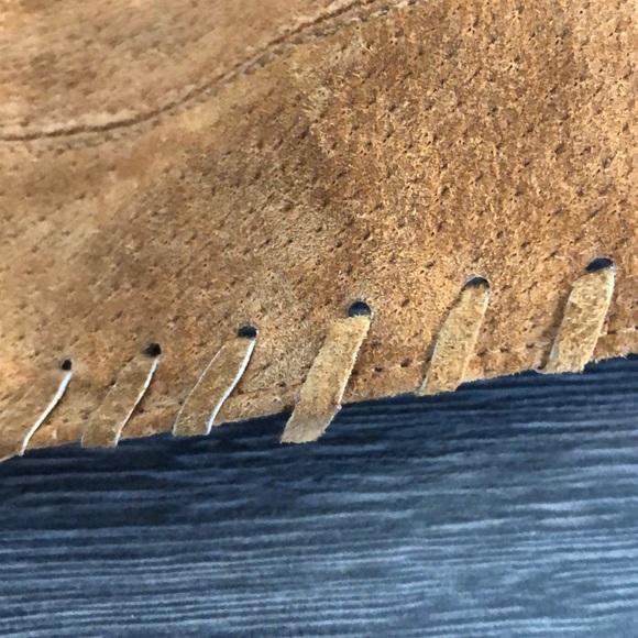 Full leather crop top! - Picture 4 of 4